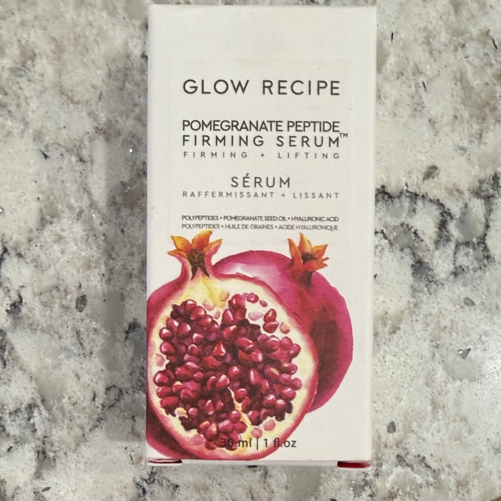 Glow Recipe Pomegranate Peptide Firming Serum - White and Pink